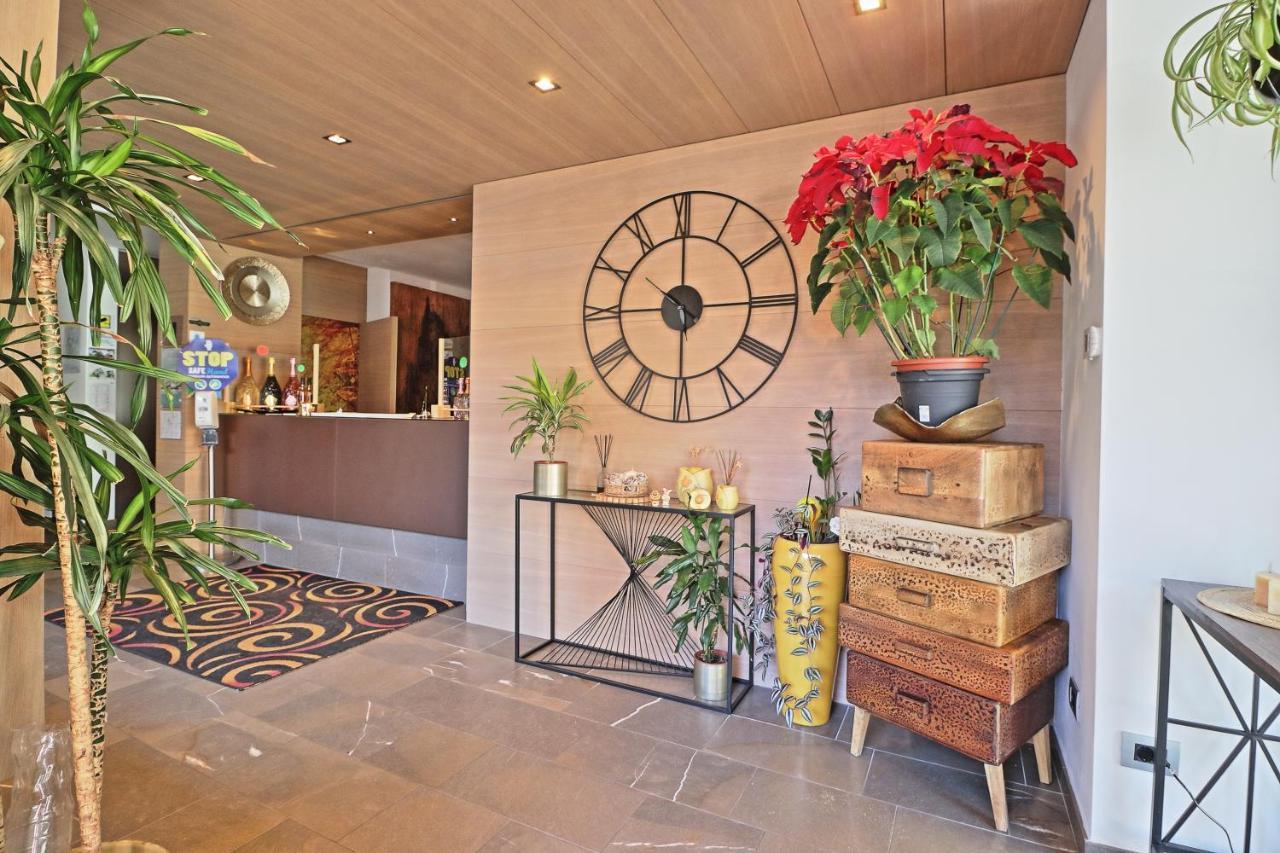 Hedy Luxury - Happy * Merano